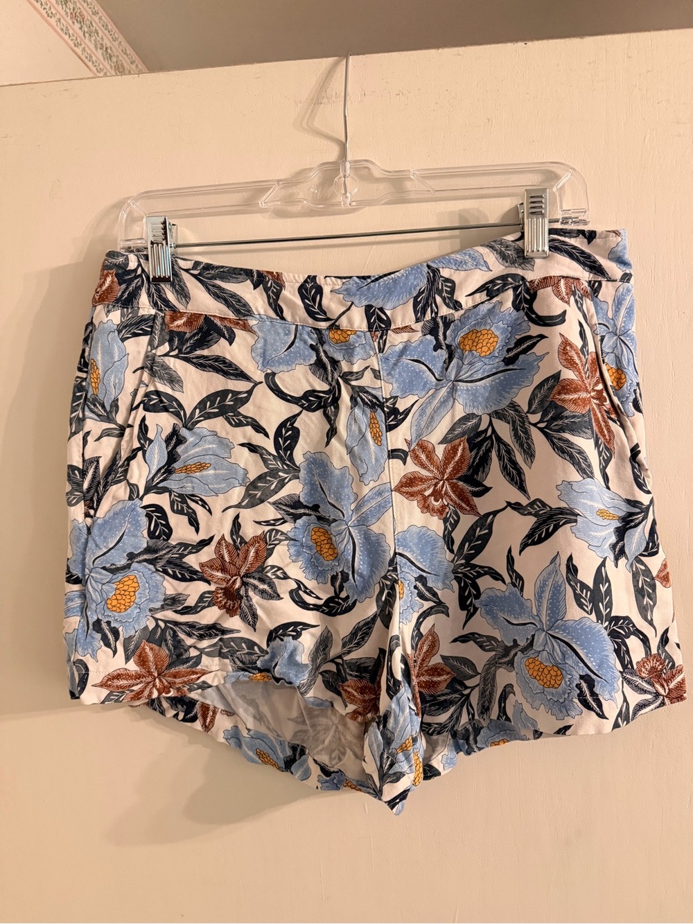 Floral Cotton Blend Women's Shorts in Light Blue & Brown